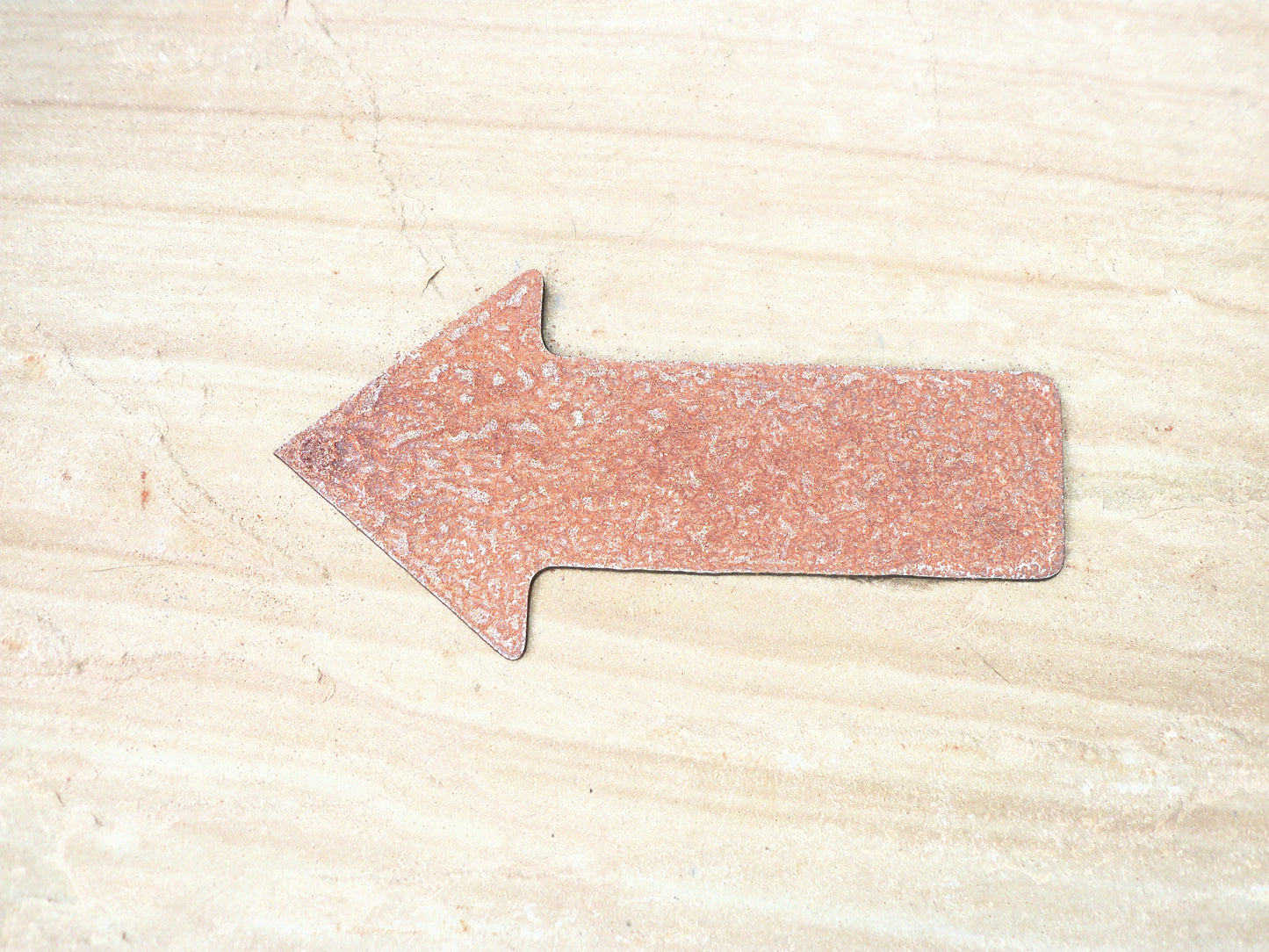 Rusty Metal ARROW Garden Ornament. Rustic Garden Decor. Metal Garden ARROW Decoration. Rusted Steel Garden Art. Vintage. Party Sign This Way