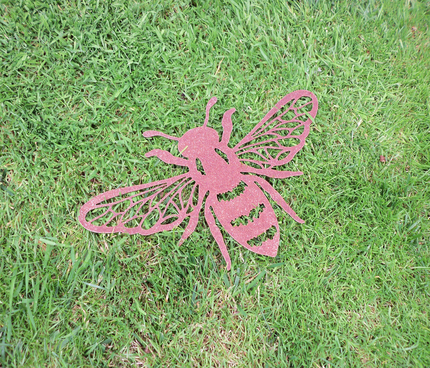 Rusty Metal HONEY BEE Garden Ornament. Rustic Garden Decor. Metal Garden Bee Decoration. Rusted Steel Garden Art. Birthday Gift for Mum.