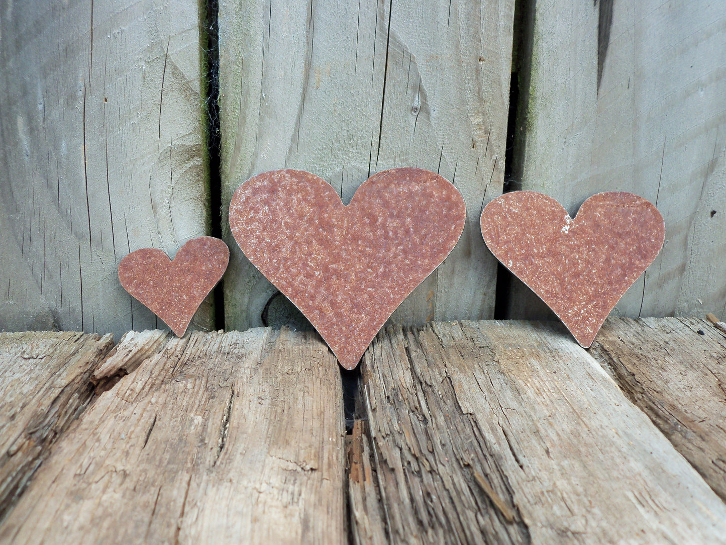 Rusty Metal LOVE HEARTS x 3 Garden Ornaments. Rustic Garden Decor. Metal Garden Hearts Decoration. Rusted Steel Garden Art. Vintage Gift.