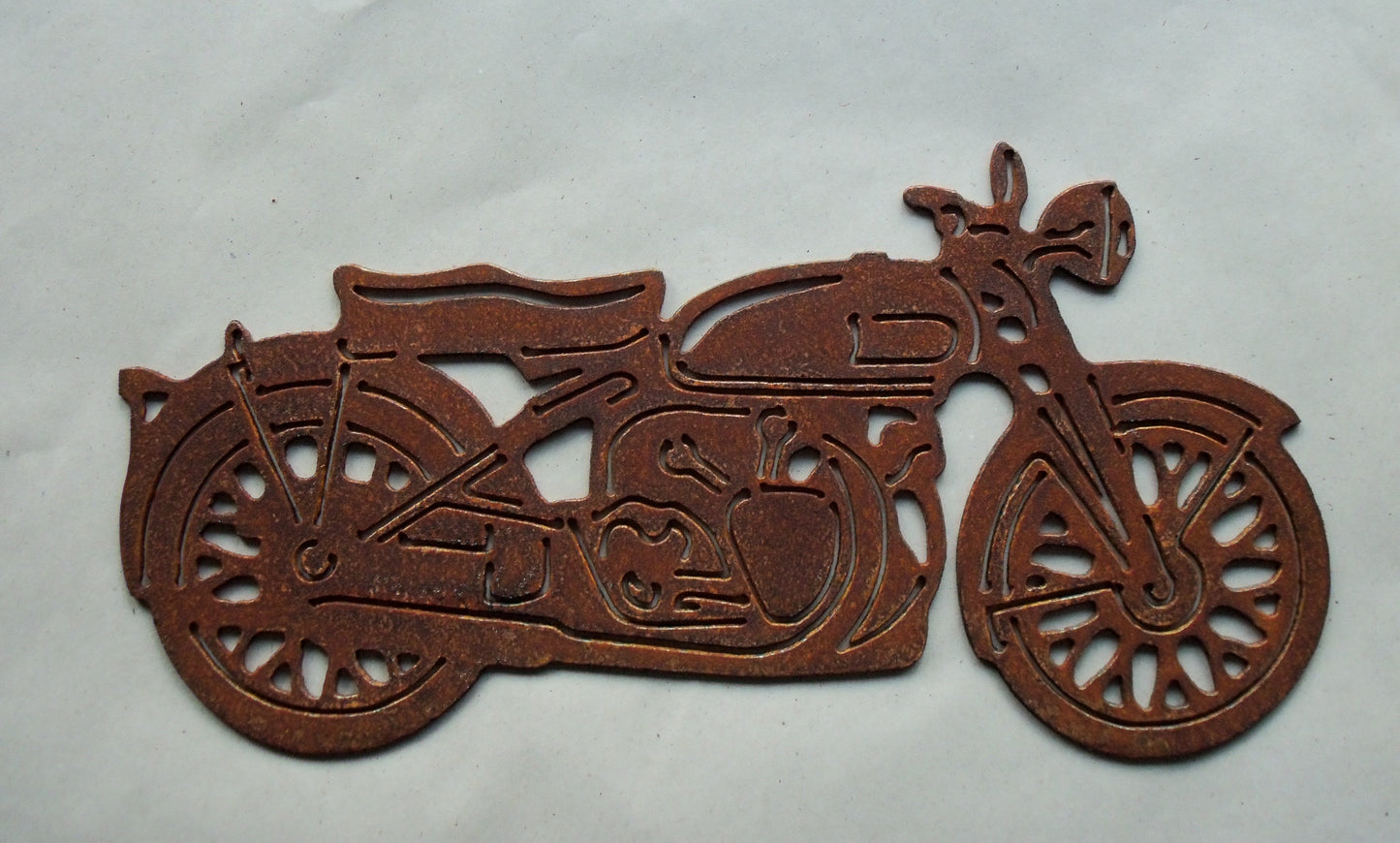 Rusty Metal MOTORCYCLE Vincent Black Shadow Garden Ornament. Rustic Garden Decor. Metal Garden MOTORBIKE Decoration. Rusted Steel Garden Art