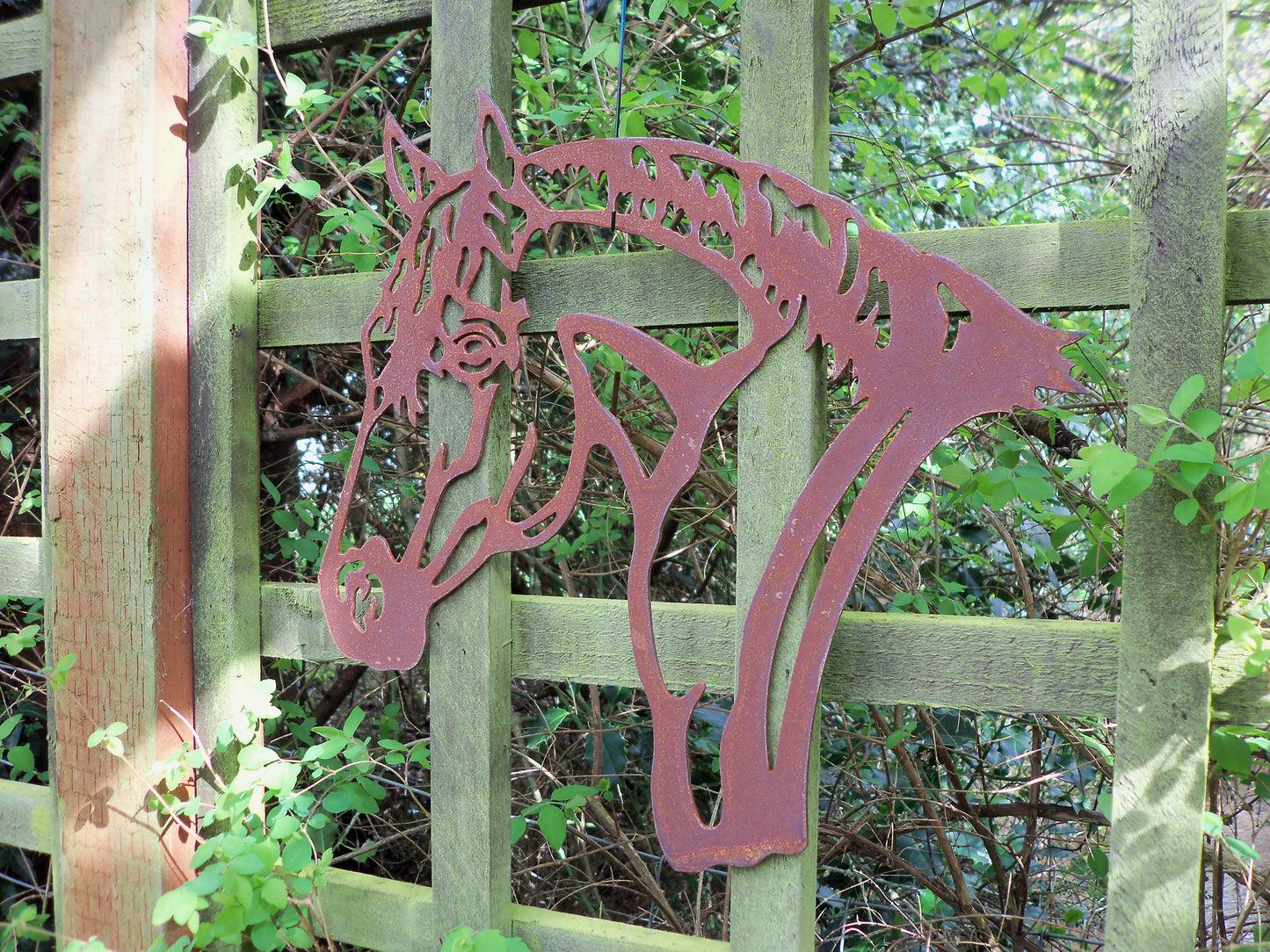 Rusty Metal HORSE Head Garden Ornament. Rustic Garden Decor. Metal Garden HORSE Decoration. Rusted Steel Garden Art. Vintage Stables Gift.