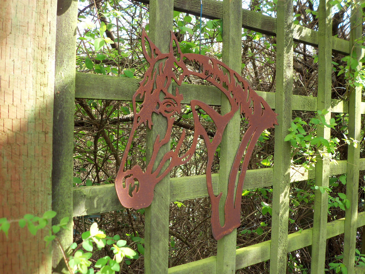 Rusty Metal HORSE Head Garden Ornament. Rustic Garden Decor. Metal Garden HORSE Decoration. Rusted Steel Garden Art. Vintage Stables Gift.