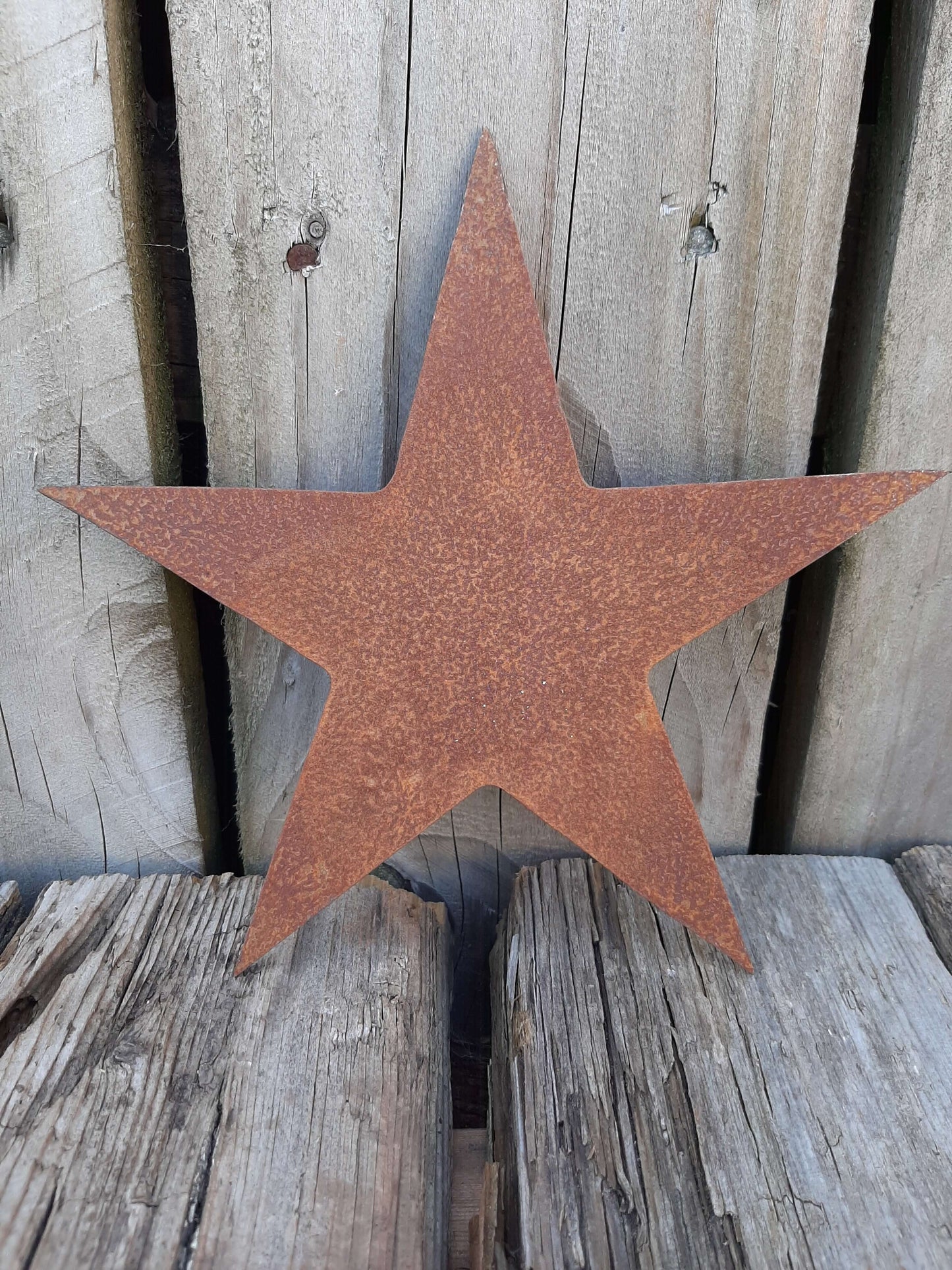 Rusty Metal STAR -Med Garden Ornament. Rustic Garden Decor. Rusted Steel Garden Art Vintage Metal Garden STAR Decoration. Birthday Present.