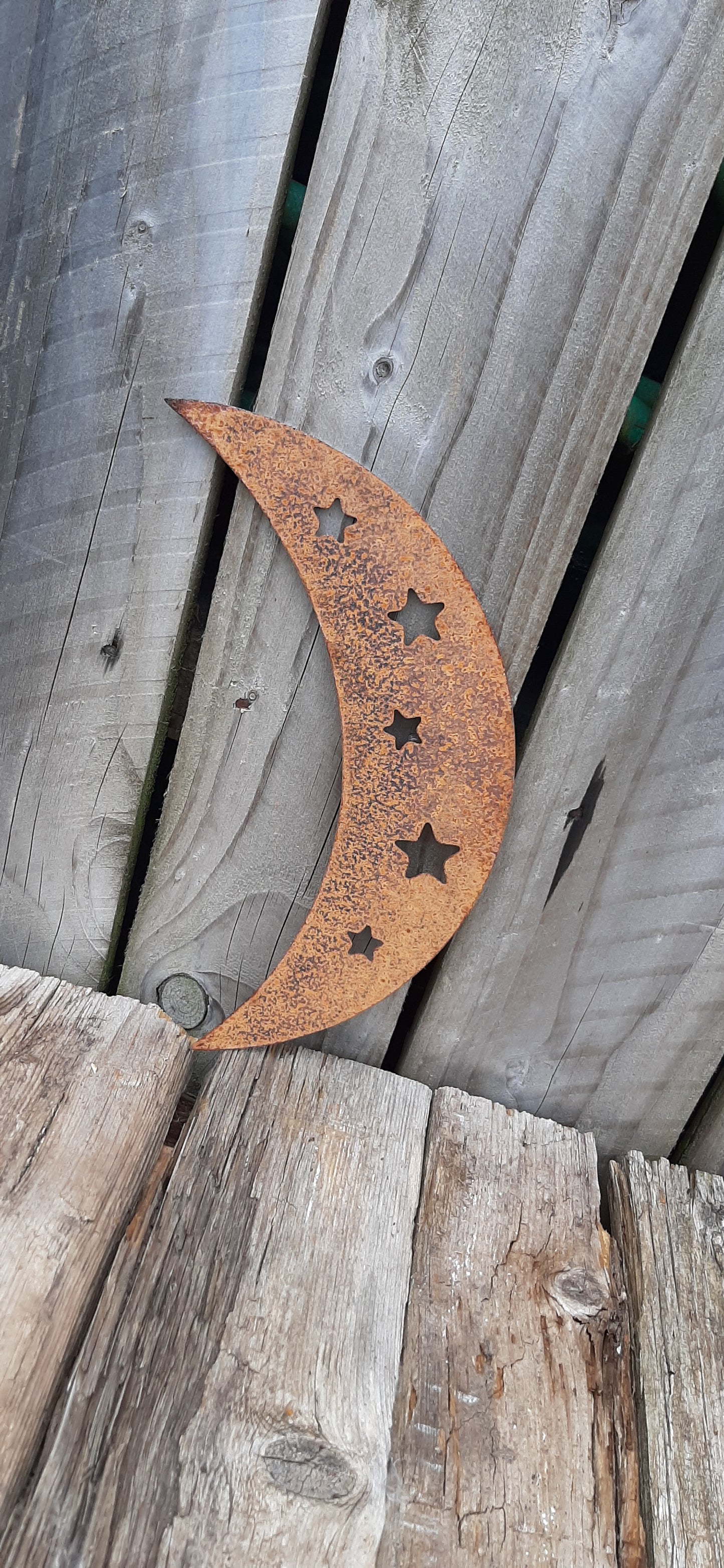 Rusty Metal CRESCENT MOON Garden Ornament. Rustic Garden Decor. Rusted Steel Garden Art. Metal MOON Garden Decoration. Vintage Birthday Gift