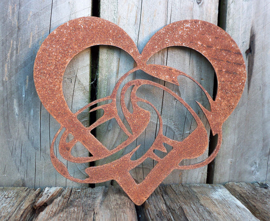 Rusty Metal LOVE HEART with Entwined Rings Garden Ornament. Rustic Garden Decor. Metal HEART Garden Decoration. Rusted Steel Vintage Garden Art.