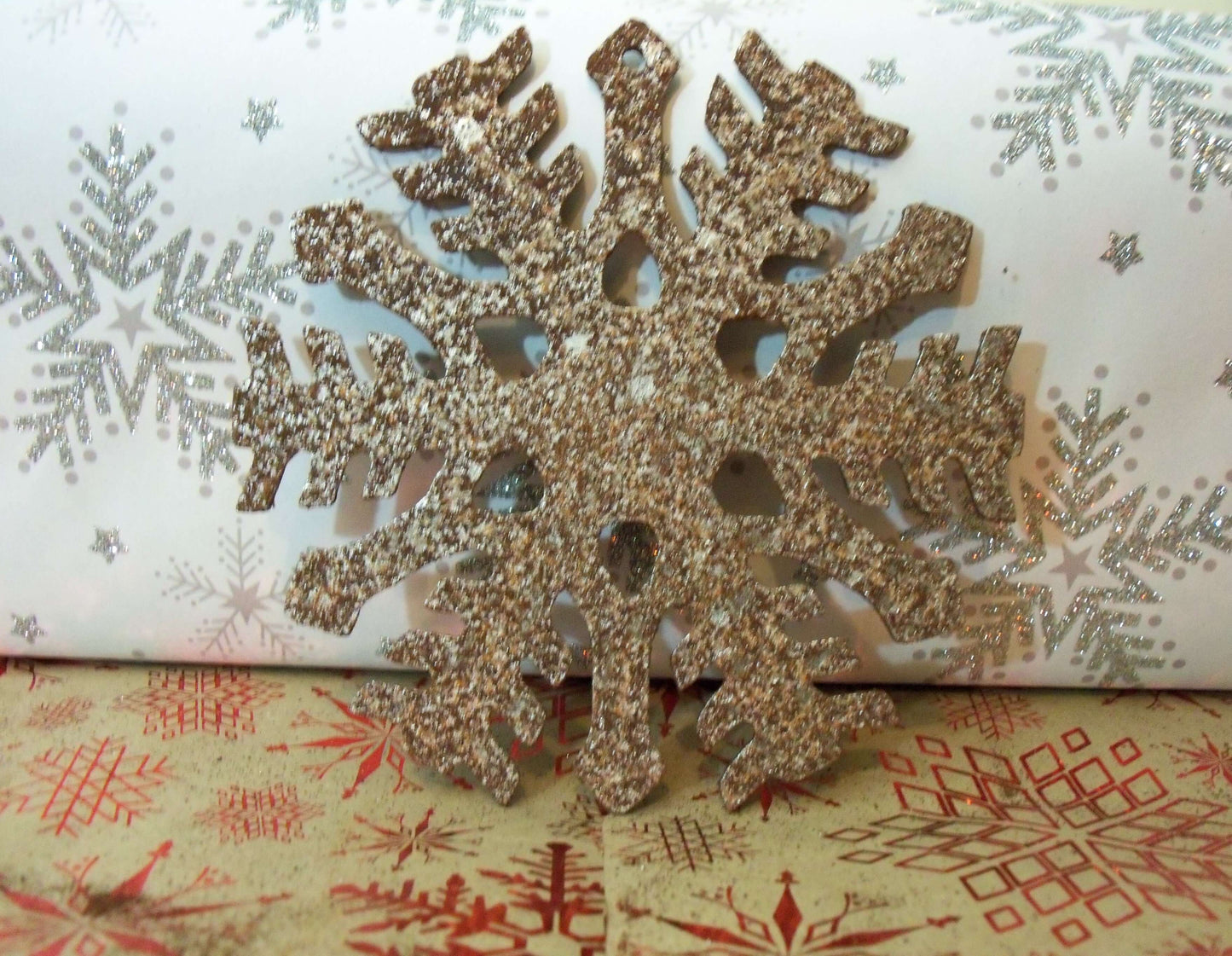 Rusty Metal SNOWFLAKE with Antiqued Silver Finish Garden Ornament. Rustic Garden Decor. Rusted Steel Garden Art. Christmas Decoration Gift.