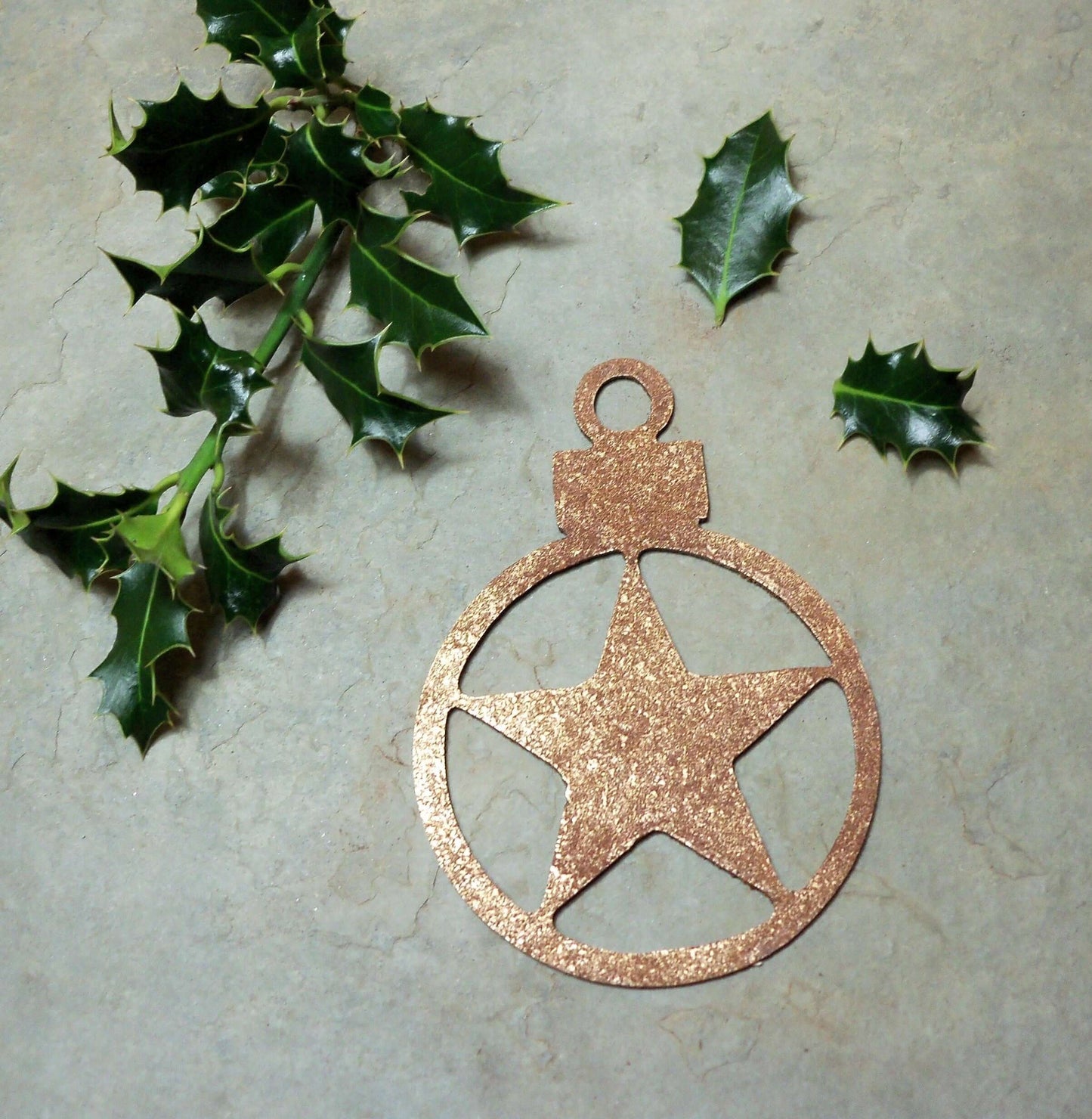 Rusty Metal STAR BAUBLE with Antiqued Gold Finish Garden Ornament. Rustic Garden Decor. Rusted Steel Garden Art. Christmas Decoration Gift.