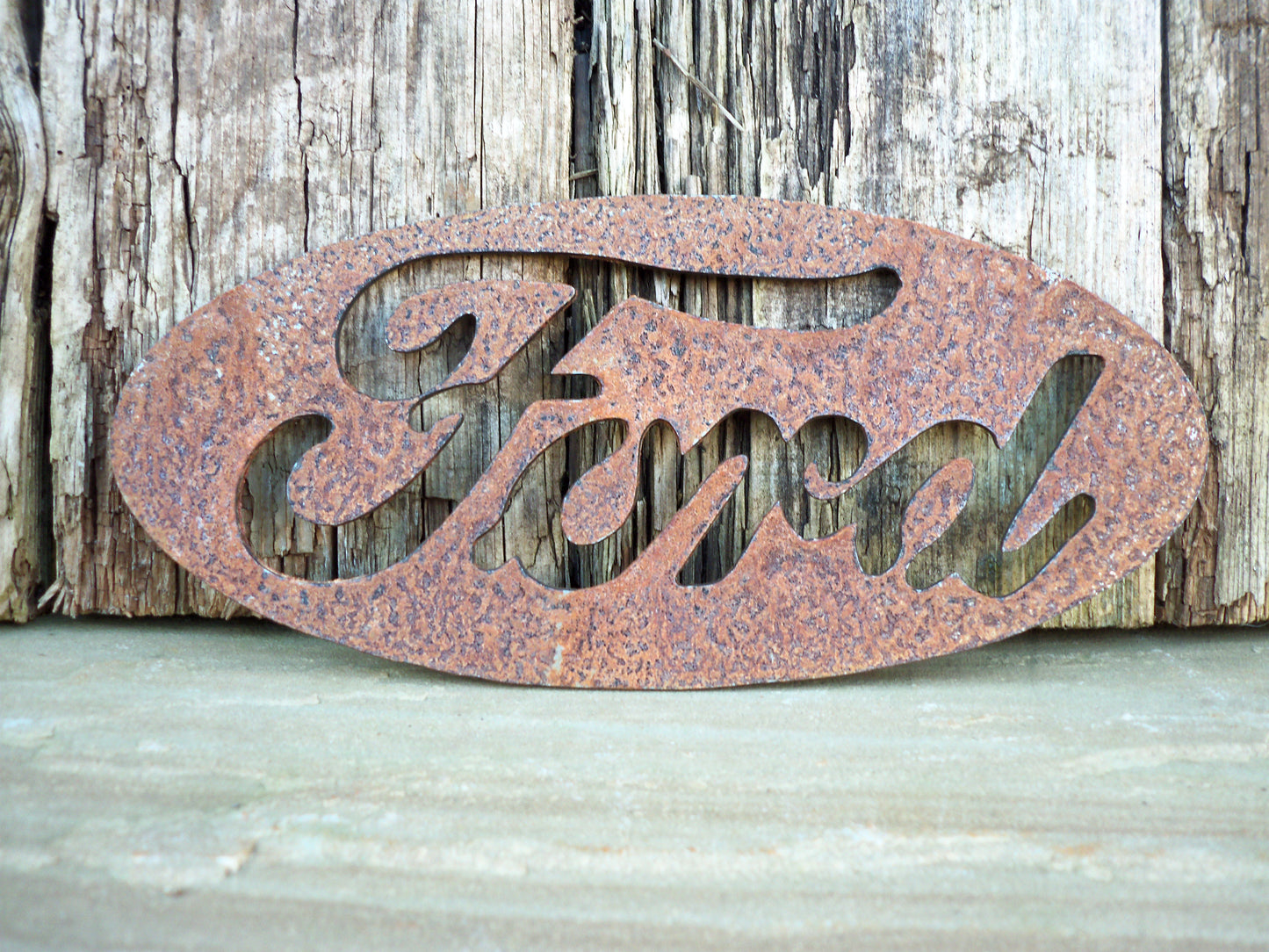 Rusty Metal FORD BADGE SIGN Garden Ornament. Rustic Garden Decor. Metal Garden CAR BADGE Decoration. Rusted Steel Garden Art. Birthday Gift.