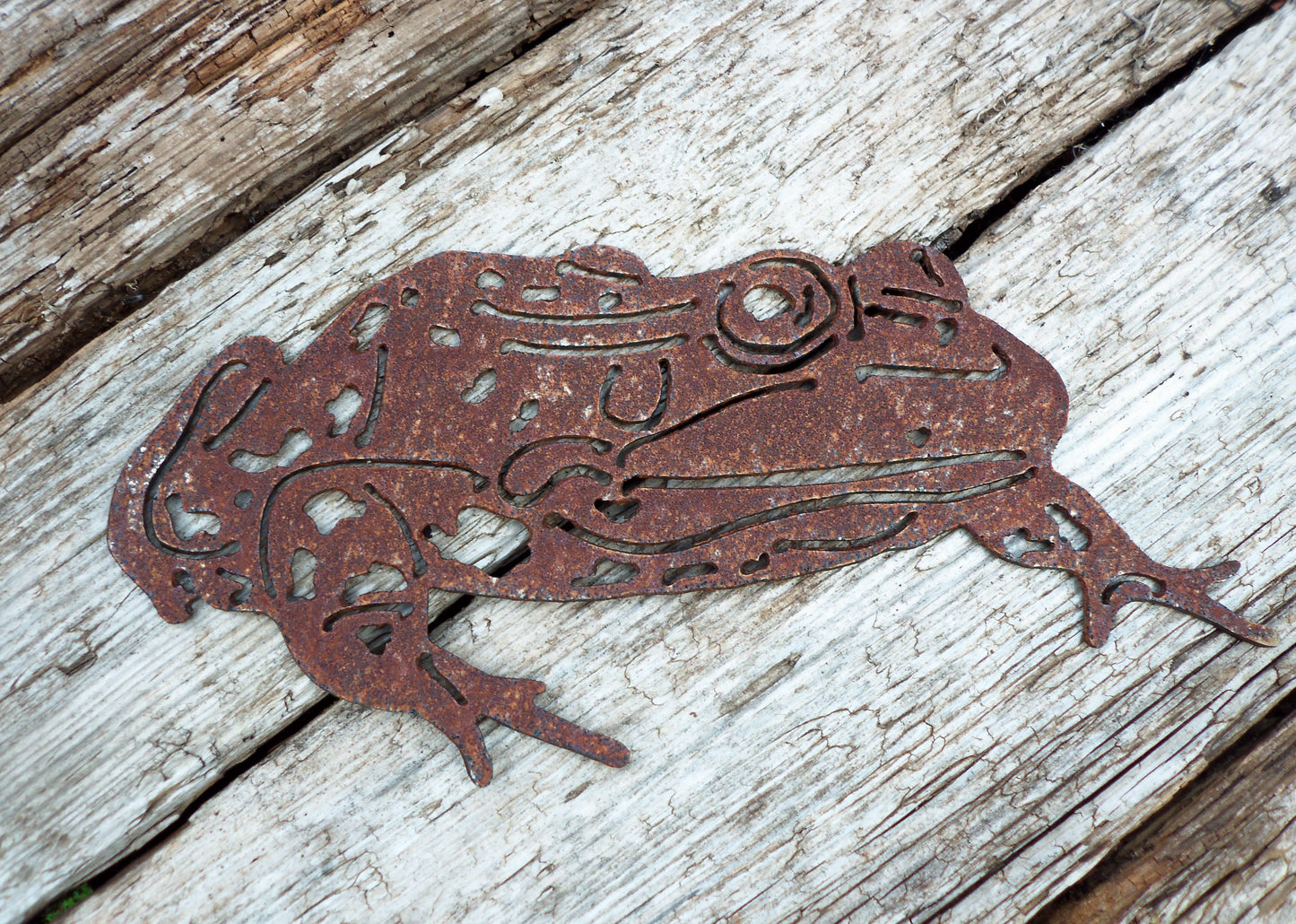 Rusty Metal FROG Garden Ornament. Rustic Garden Decor. Metal Garden FROG Decoration. Rusted Steel Garden Pond Wall Tree Art. Birthday Gift.