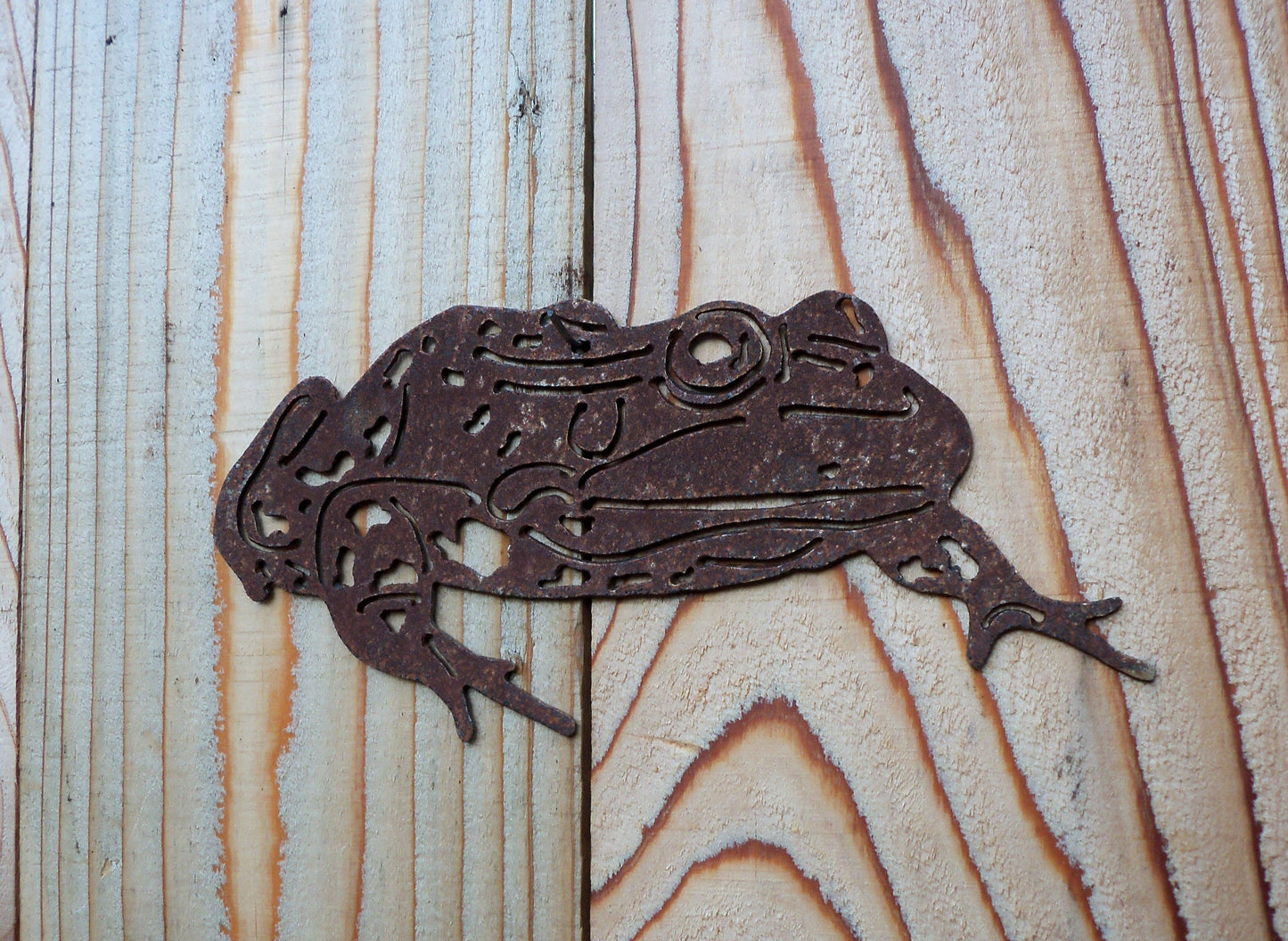 Rusty Metal FROG Garden Ornament. Rustic Garden Decor. Metal Garden FROG Decoration. Rusted Steel Garden Pond Wall Tree Art. Birthday Gift.