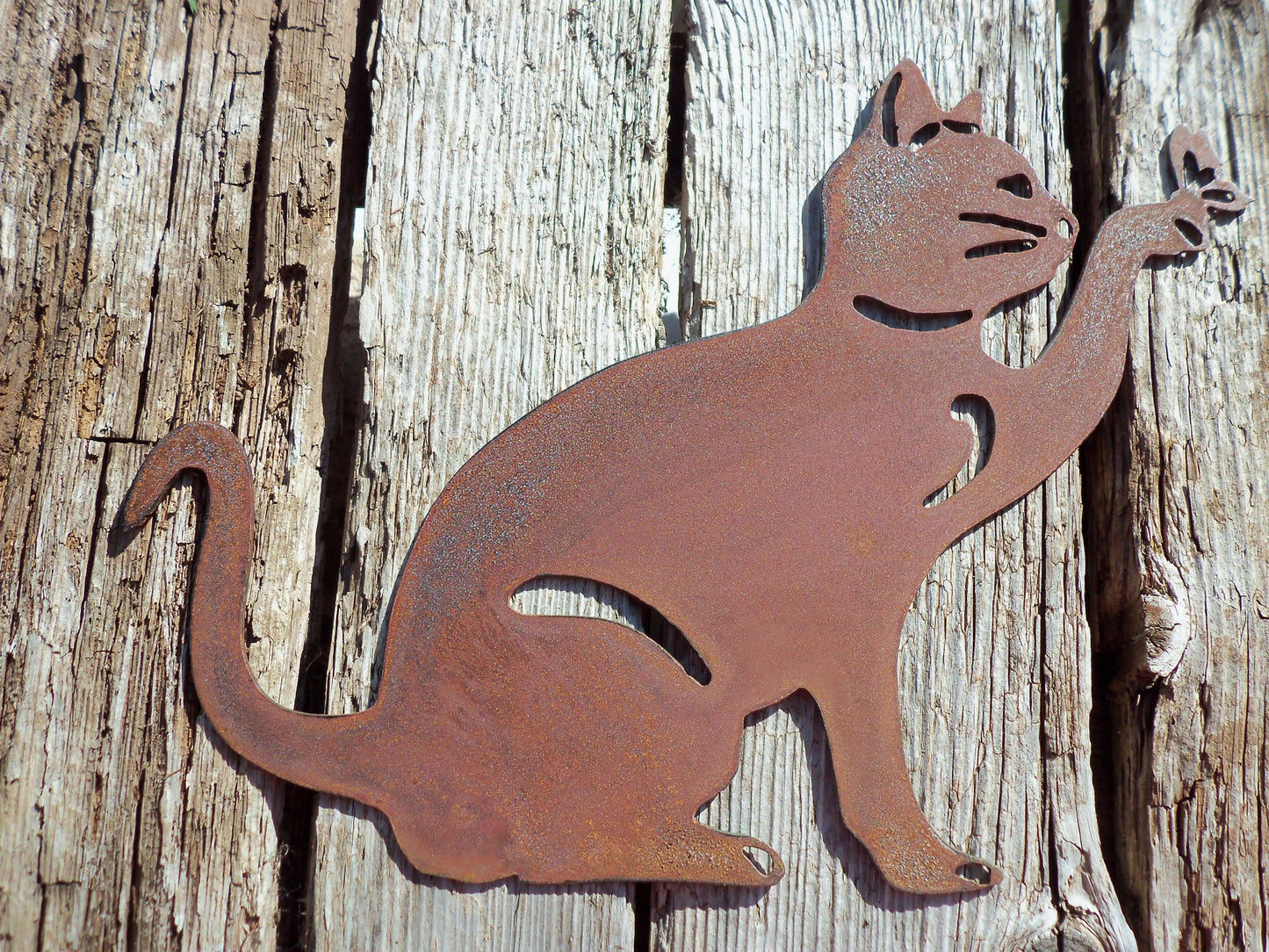 Rusty Metal CAT with BUTTERFLY Garden Ornament. Rustic Garden Decor. Metal Garden Cat Decoration. Rusted Steel Garden Wall Art Birthday Gift