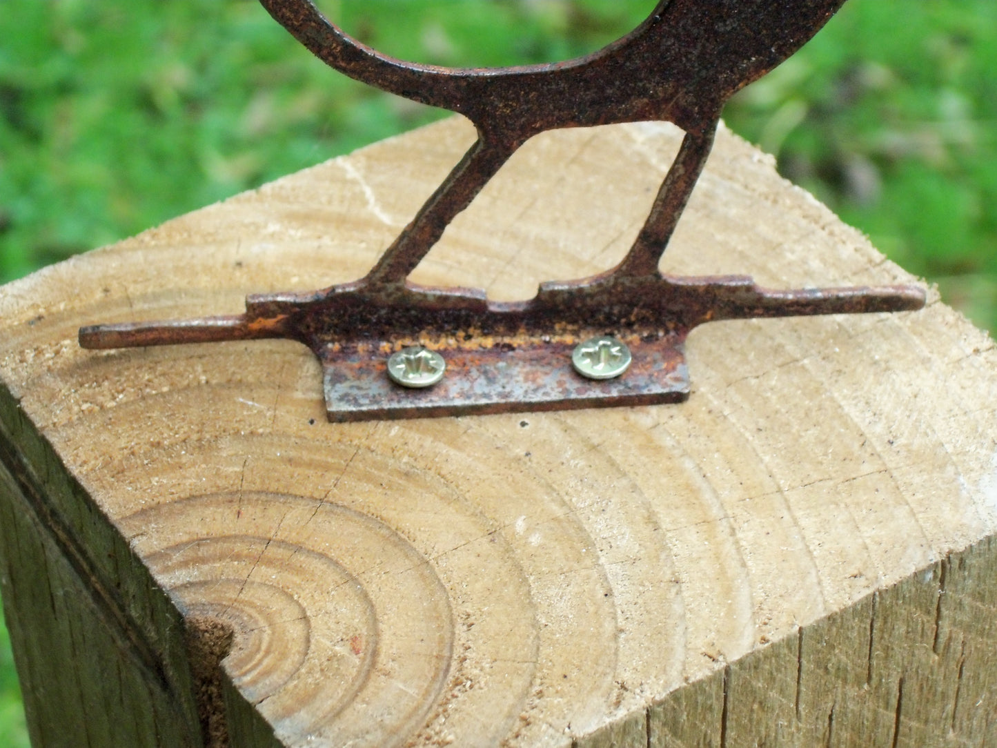 Rusty Metal ROBIN Bird Garden Ornament. Rustic Fence Post Topper. Metal Garden Robin Decoration. Rusted Steel Garden Art. Birthday Gift Mum.