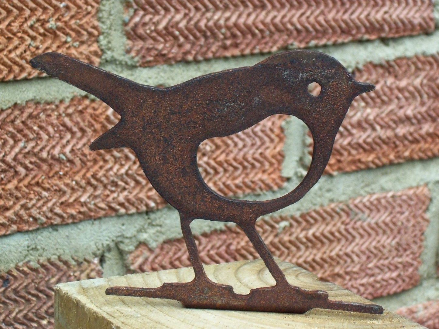 Rusty Metal ROBIN Bird Garden Ornament. Rustic Fence Post Topper. Metal Garden Robin Decoration. Rusted Steel Garden Art. Birthday Gift Mum.