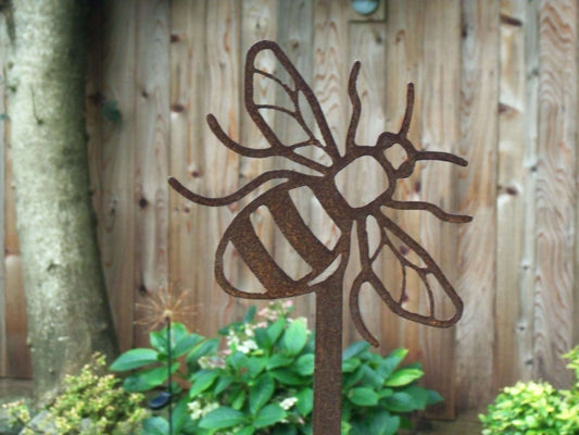 Rusty Metal HONEY BEE Garden Stake. Rustic Plant Pot Ornament. Metal Garden Bee Decoration. Rusted Steel Garden Art. Birthday Gift for Mum.