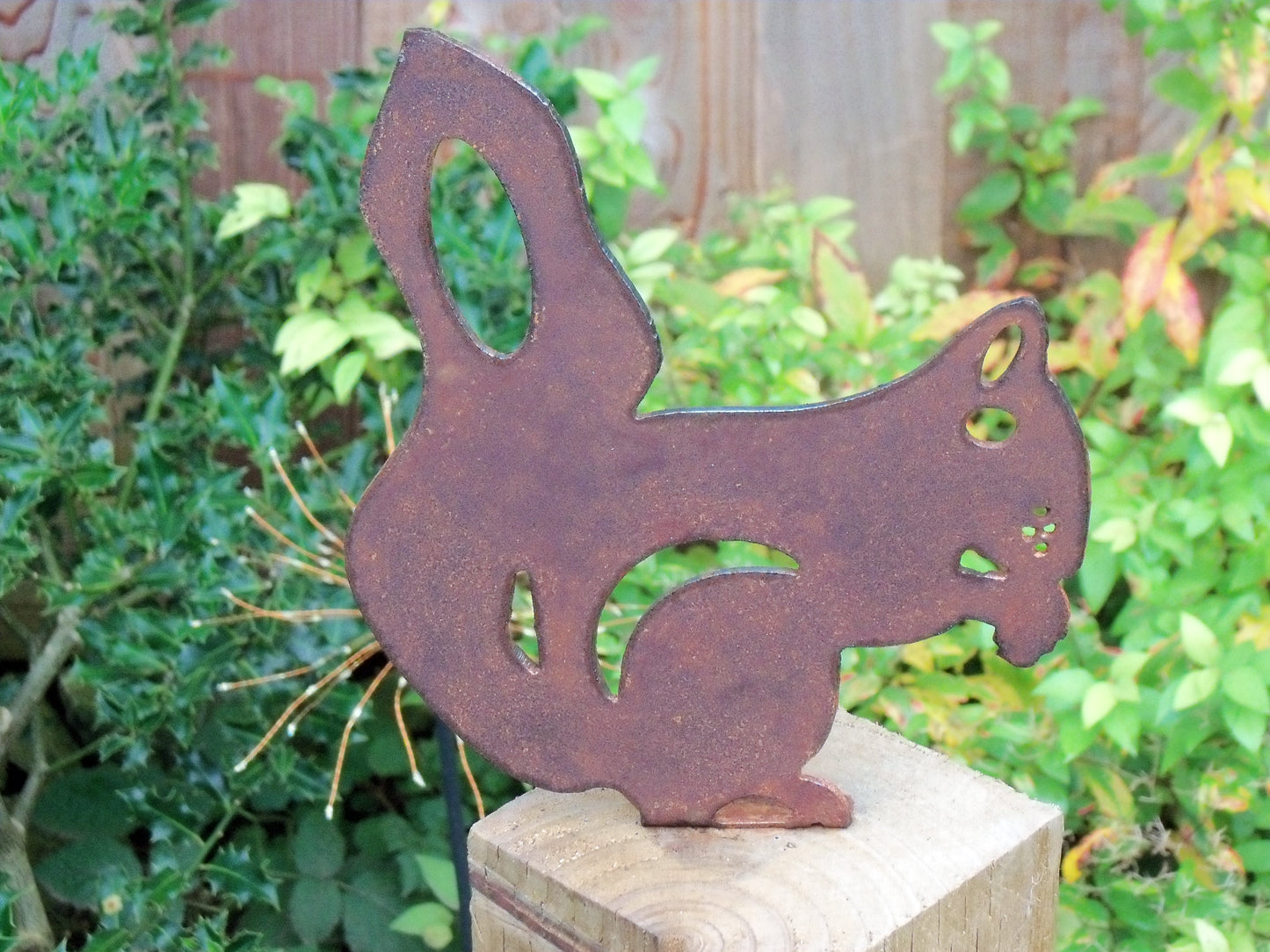 Rusty Metal SQUIRREL Garden Ornament. Rustic Fence Post Topper. Metal Garden Squirrel Decoration. Rusted Steel Garden Art. Birthday Gift.