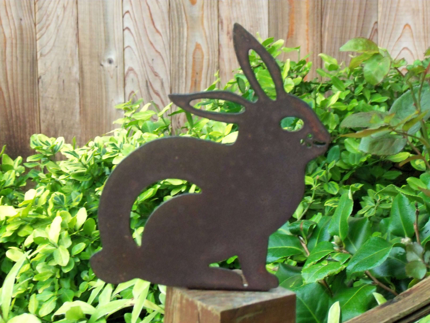 Rusty Metal RABBIT Garden Ornament. Rustic Fence Post Topper. Metal Garden Rabbit Decoration. Rusted Steel Garden Art. Birthday Gift Mum.