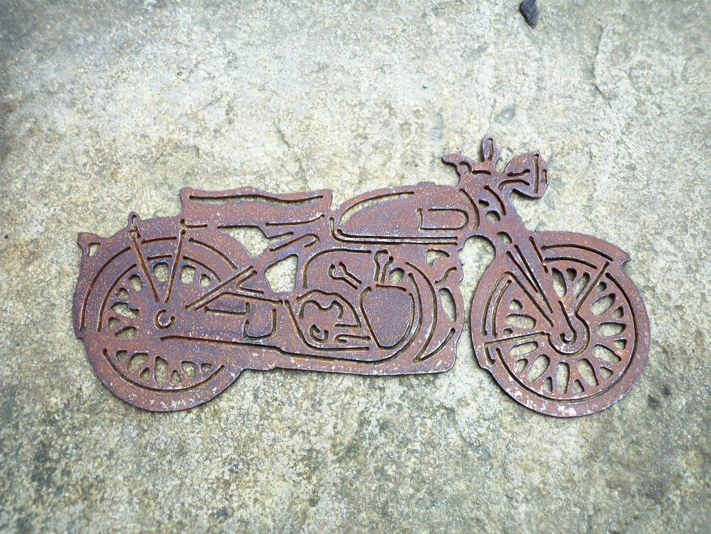 Rusty Metal MOTORCYCLE Vincent Black Shadow Garden Ornament. Rustic Garden Decor. Metal Garden MOTORBIKE Decoration. Rusted Steel Garden Art