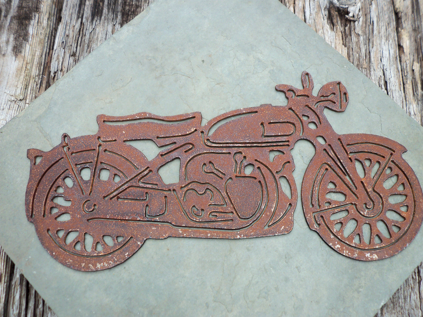 Rusty Metal MOTORCYCLE Vincent Black Shadow Garden Ornament. Rustic Garden Decor. Metal Garden MOTORBIKE Decoration. Rusted Steel Garden Art