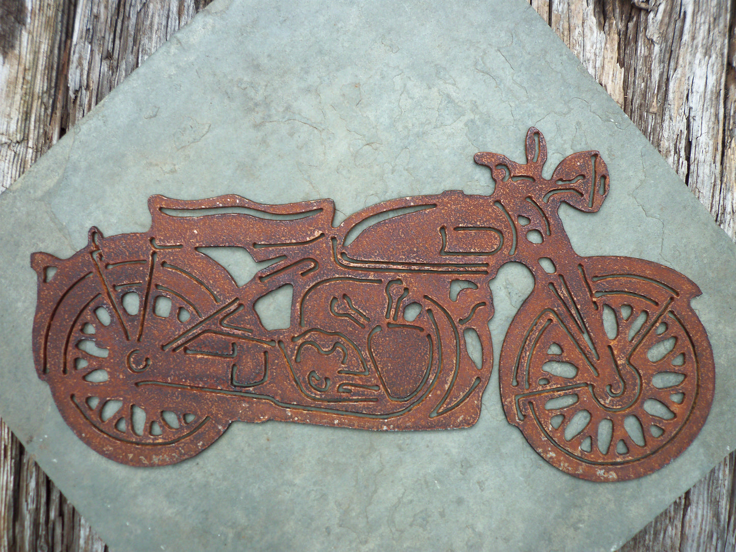 Rusty Metal MOTORCYCLE Vincent Black Shadow Garden Ornament. Rustic Garden Decor. Metal Garden MOTORBIKE Decoration. Rusted Steel Garden Art