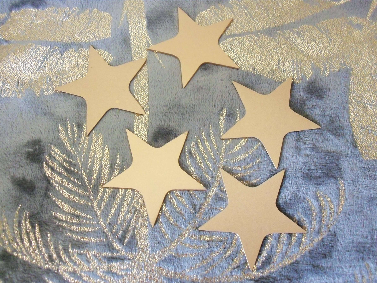 Gold Painted Metal STARS x 5 Home & Garden Ornament. Metal STAR Home Decoration. Gold Painted Steel Home Art Decor. Birthday Present Mother.