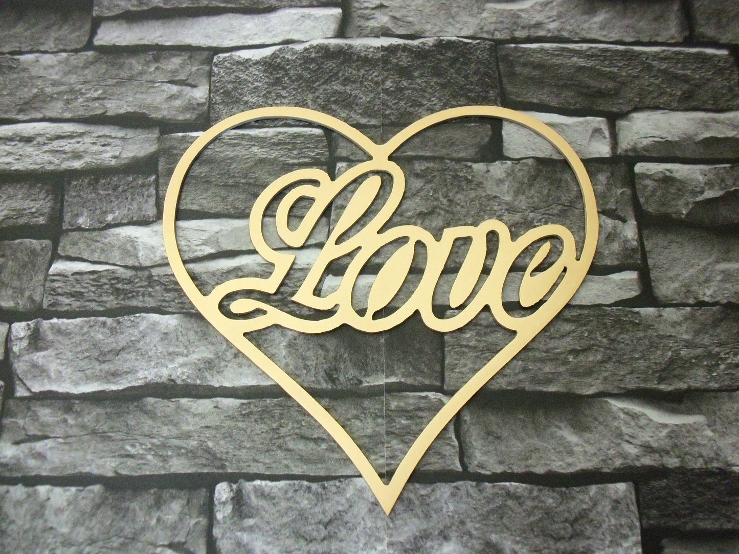 Gold Painted Metal HEART with LOVE Home & Garden Ornament. Metal Love HEART Home Decoration. Painted Steel Home Art Decor. Birthday Gift Mum