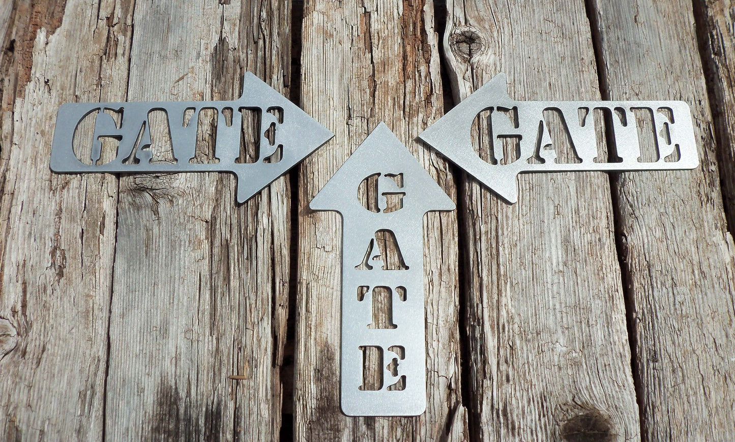 Metal ARROW -'GATE' Left/Right/Ahead Sign Garden Ornament. Rustic Garden Decor. Metal Garden Direction ARROW Decoration. Steel Garden Art.