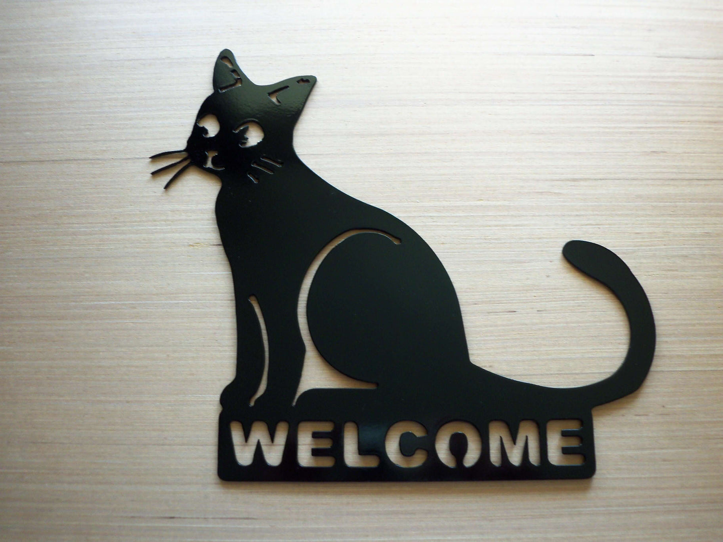 Black Painted Metal WELCOME CAT Sign Plaque Home & Garden Ornament. Metal Wall Art Home Decoration. Painted Steel Art Decor House Cat Gift.