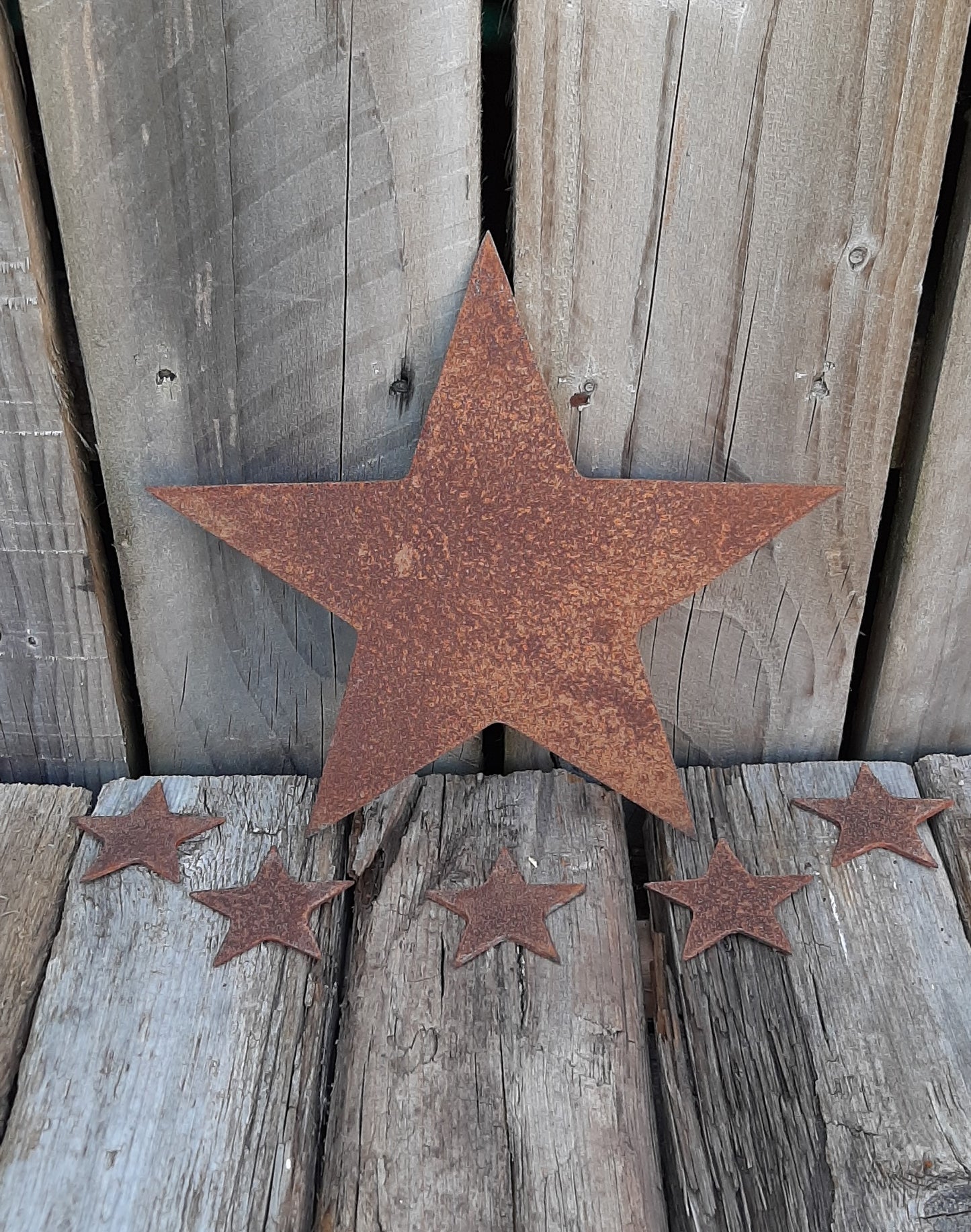 Rusty Metal STAR -Large + 5 x Small STARS Set Garden Ornament. Rustic Garden Decor. Rusted Steel Garden Art. Metal STAR Garden Decoration.