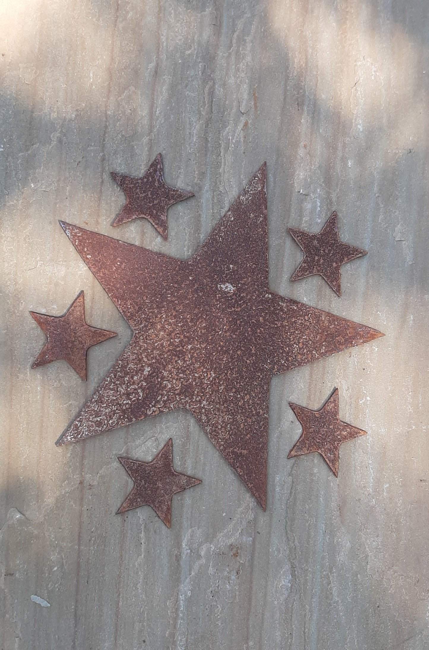 Rusty Metal STAR -Large + 5 x Small STARS Set Garden Ornament. Rustic Garden Decor. Rusted Steel Garden Art. Metal STAR Garden Decoration.