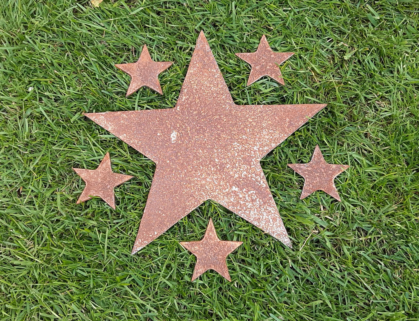 Rusty Metal STAR -Large + 5 x Small STARS Set Garden Ornament. Rustic Garden Decor. Rusted Steel Garden Art. Metal STAR Garden Decoration.