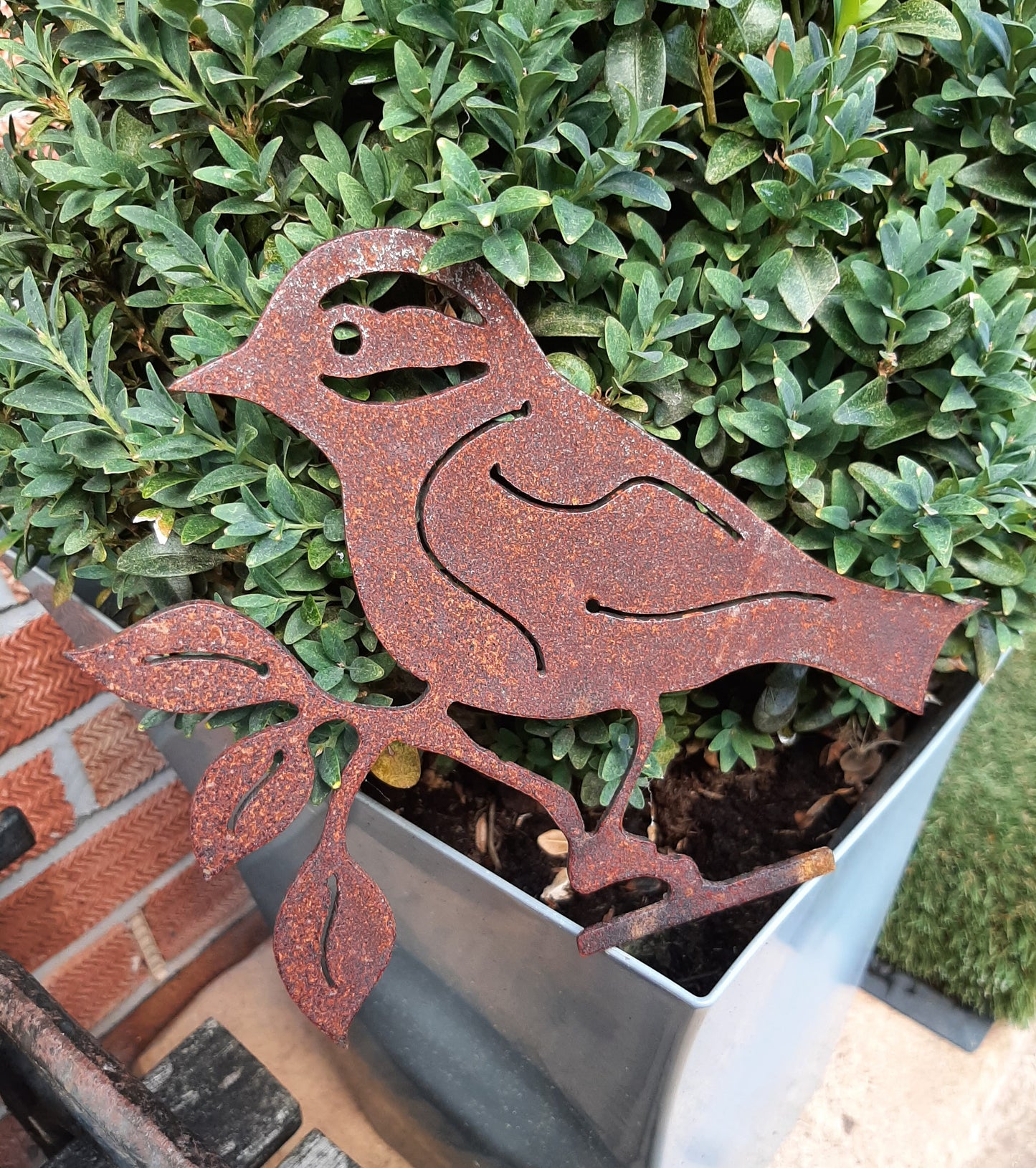 Rusty Metal GARDEN BIRD Garden Ornament. Rustic Garden Decor. Metal Garden Bird Decoration. Rusted Steel Garden Art. Birthday Gift for Mum.