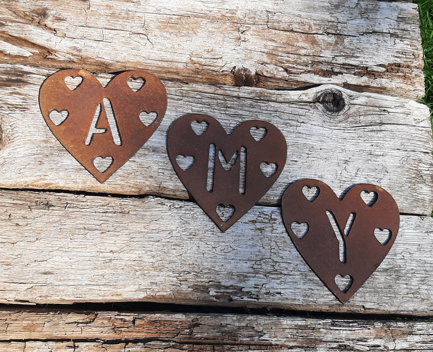 Personalised Rusty Metal SMALL HEART with Heart Cut Outs Rustic Garden Ornament. Letters/Numbers Rusted Steel Garden Art Decor. Metal Hanging Decoration.