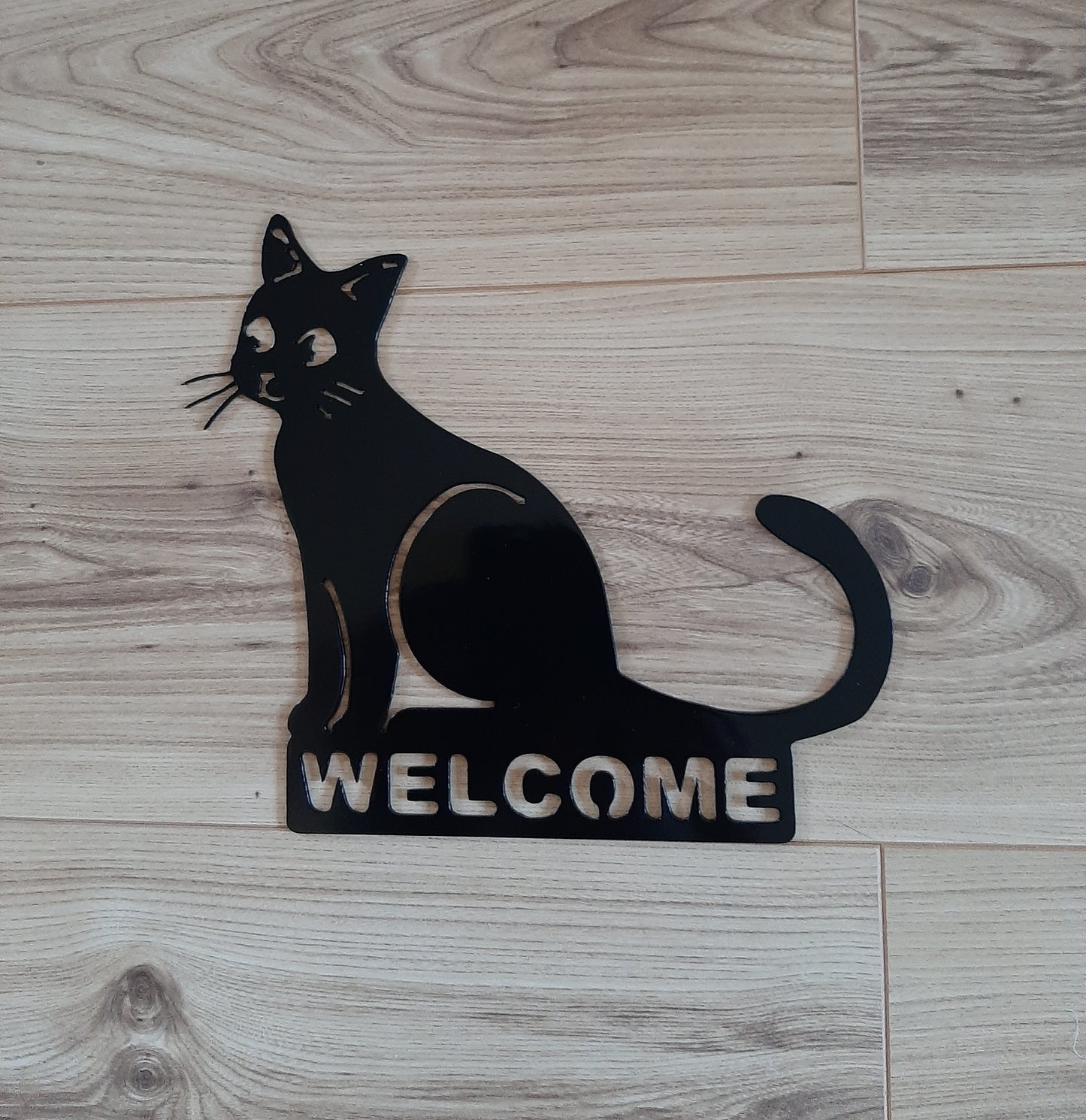 Black Painted Metal WELCOME CAT Sign Plaque Home & Garden Ornament. Metal Wall Art Home Decoration. Painted Steel Art Decor House Cat Gift.